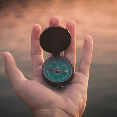 aron-visuals-3jBU9TbKW7o-unsplash